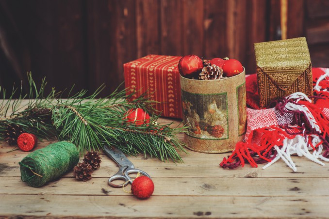 come decorare scatola panettone, decoupage scatola, come decorare scatola pandoro