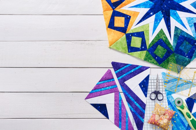 come decorare cuscino, decoupage su stoffa, decoupage con stoffa, decoupage cuscini