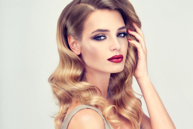 capelli biondi, tendenze colore, primavera estate 2019