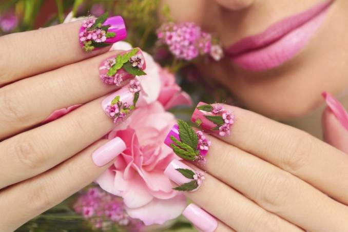 tendenze primavera 2019, nail art, decorazione unghie