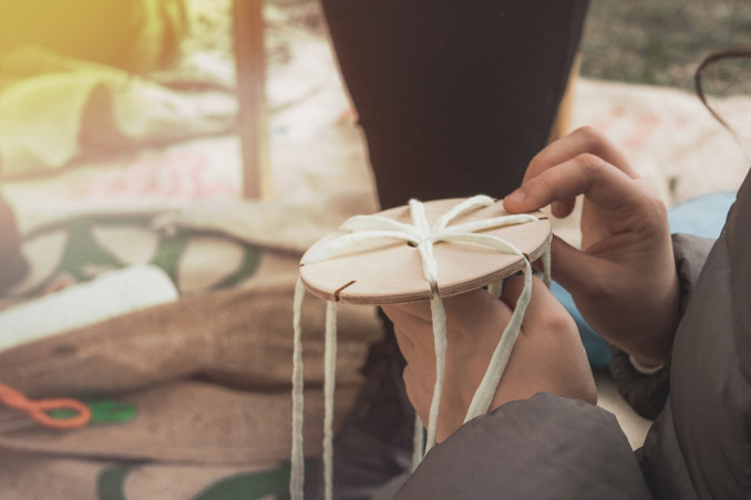 lavoretti telaio lana