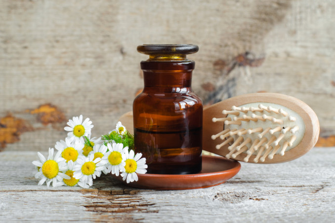 camomilla capelli schiaritura
