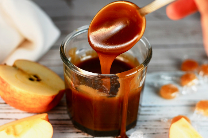 caramellare frutta fresca