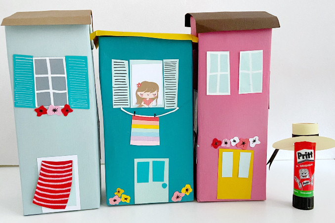 Come realizzare casette coloratissime con i cartoni del latte