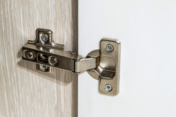 come aggiustare cerniera porta, come aggiustare cerniera, come riparare cerniera porta