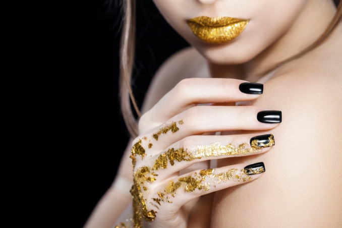 nail art, foglia oro, decorazione unghie