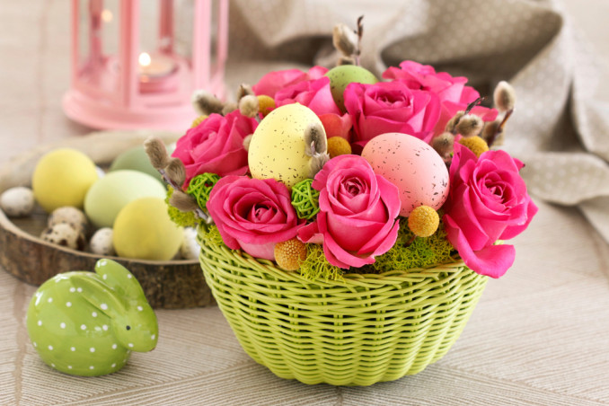 centrotavola-pasqua-fai-da-te-fiori-freschi-