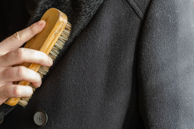 spazzola vestiti come si usa, spazzola vestiti come usare