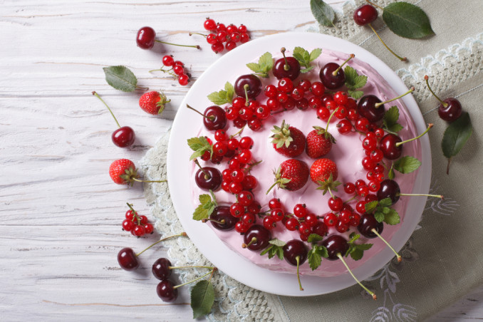 torte decorate ciliegie, decorazioni torte ciliegie