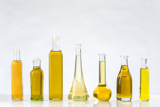 come lavare bottiglie olio, come pulire bottiglie olio