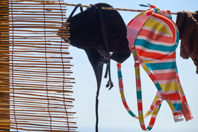 come togliere crema solare costume bagno, come togliere macchie crema solare costume