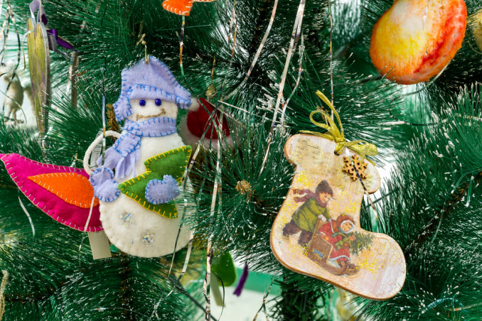 lavoretti befana fai da te, befana decoupage