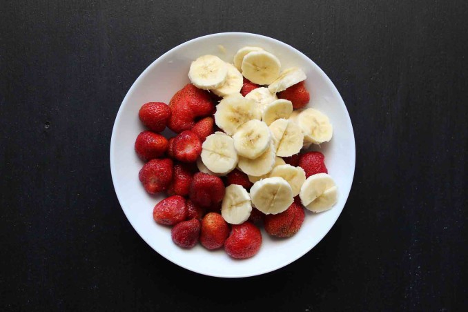 macedonia di fragole e banane