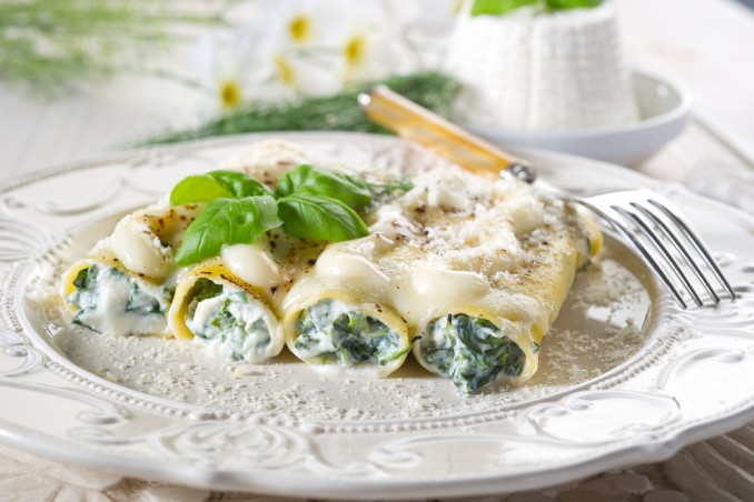 cannelloni spinaci ricotta ricetta, cannelloni ricetta, cannelloni ricotta e spinaci