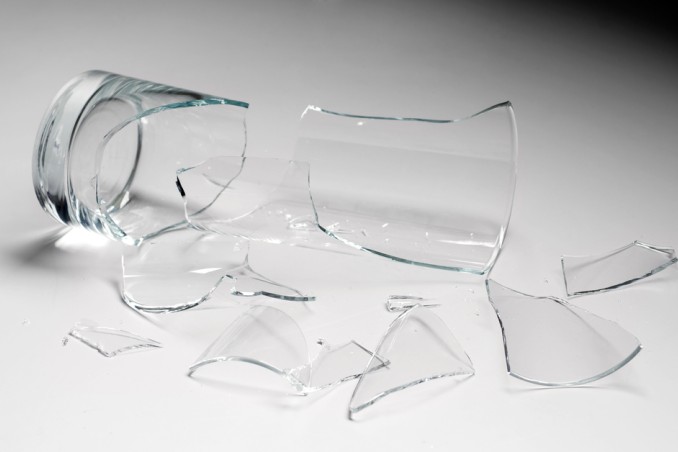 Bicchiere rotto