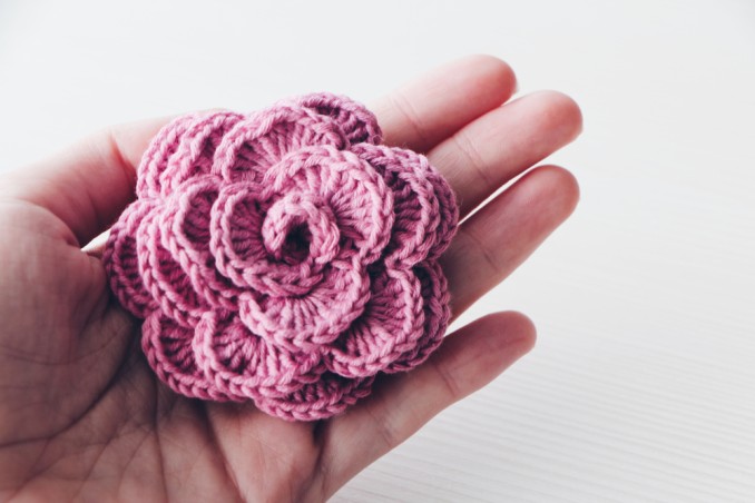 spilla uncinetto schemi, spilla uncinetto