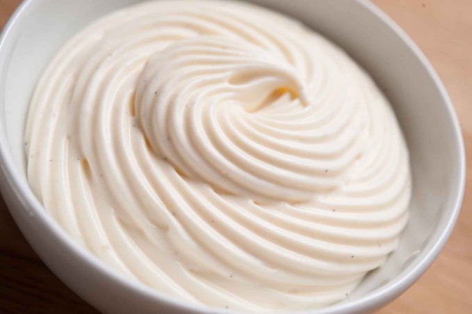 Crema diplomatica