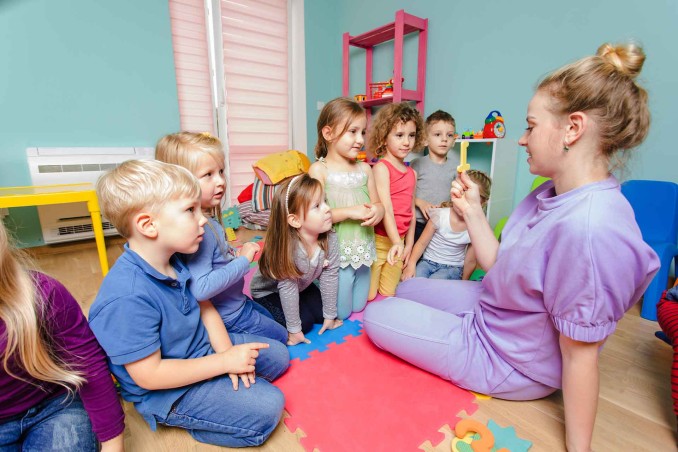 Cosa studiare per lavorare con i bambini