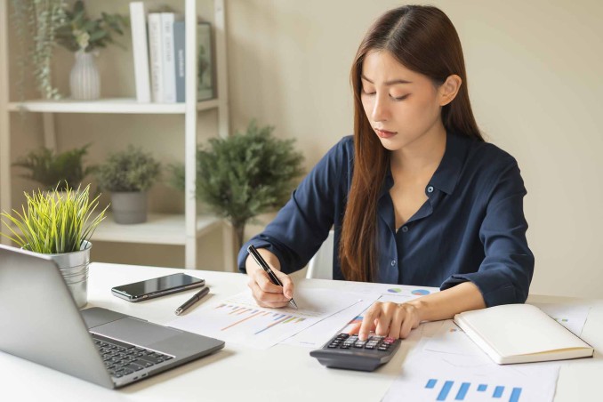 partita IVA e un contratto dipendente