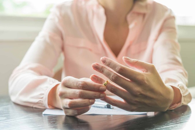 abbandono tetto coniugale