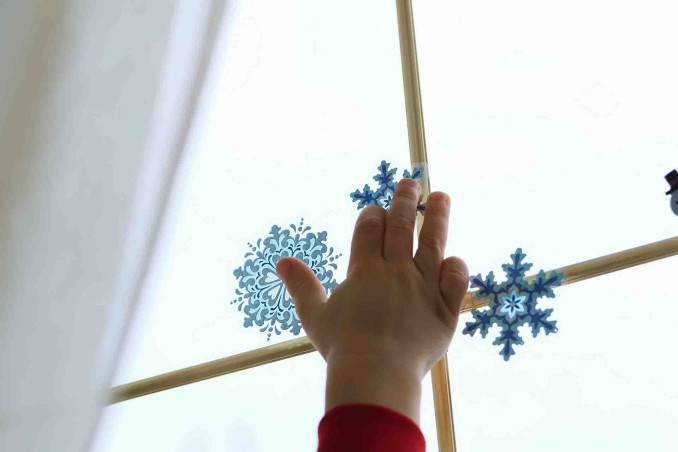 decori natalizi fai da te per finestre