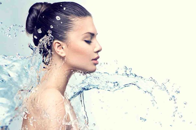 acqua termale per il viso