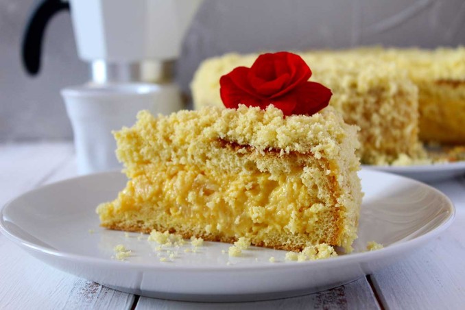 torta mimosa con lamponi