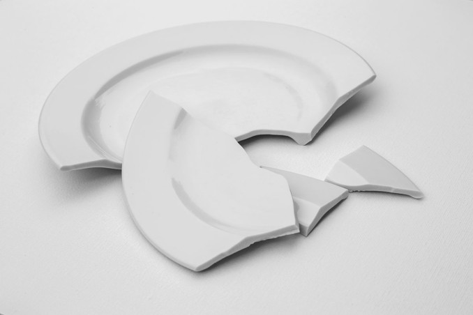 piatti rotti matrimonio