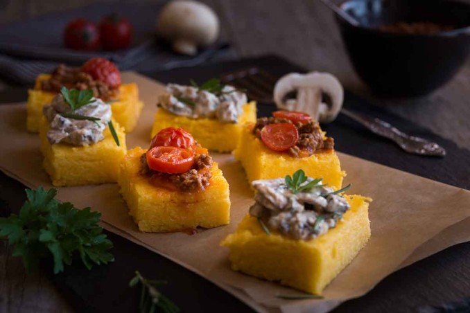 crostini di polenta